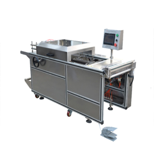 BTB-C Semi-automatic Cellophane Wrapping Machine